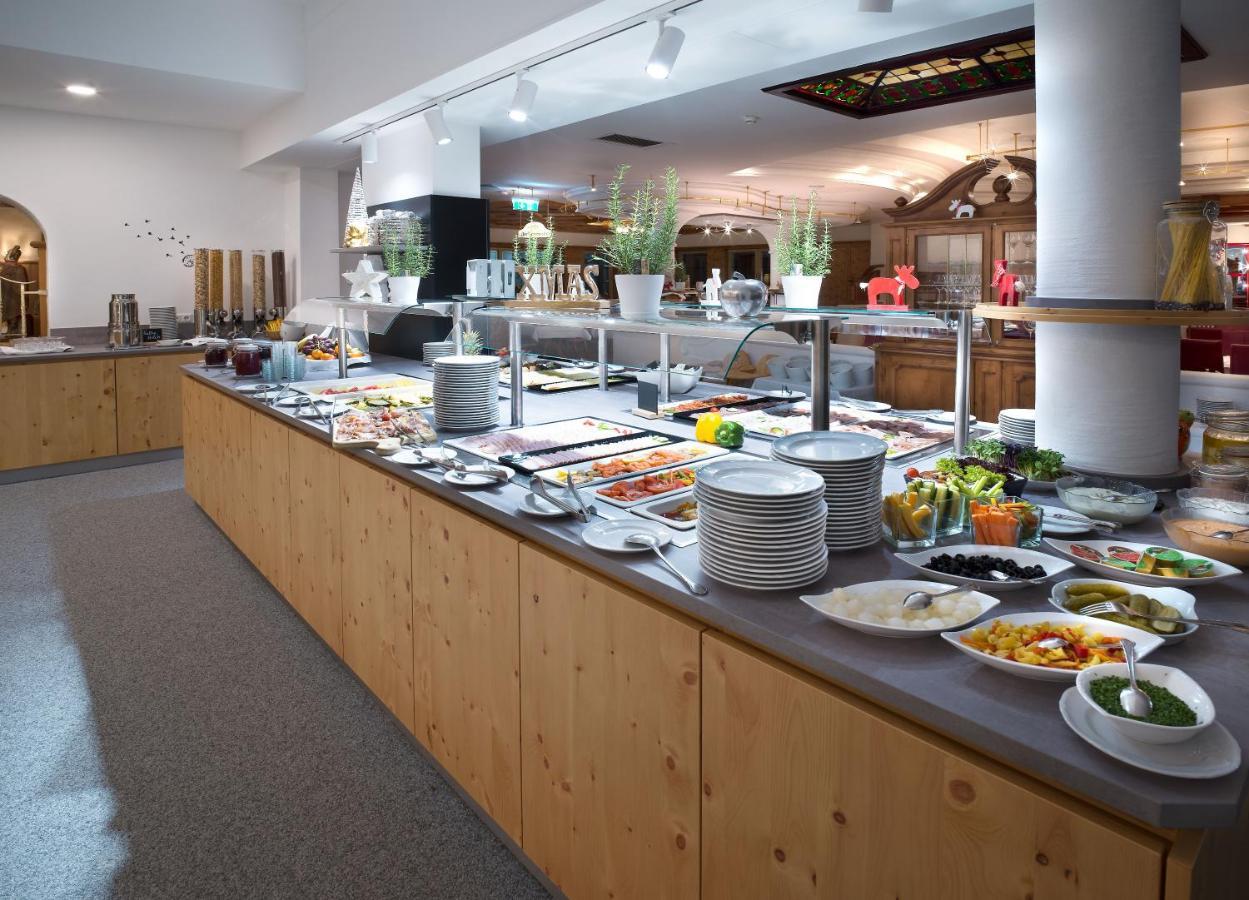 Jufa Alpenhotel Saalbach Extérieur photo