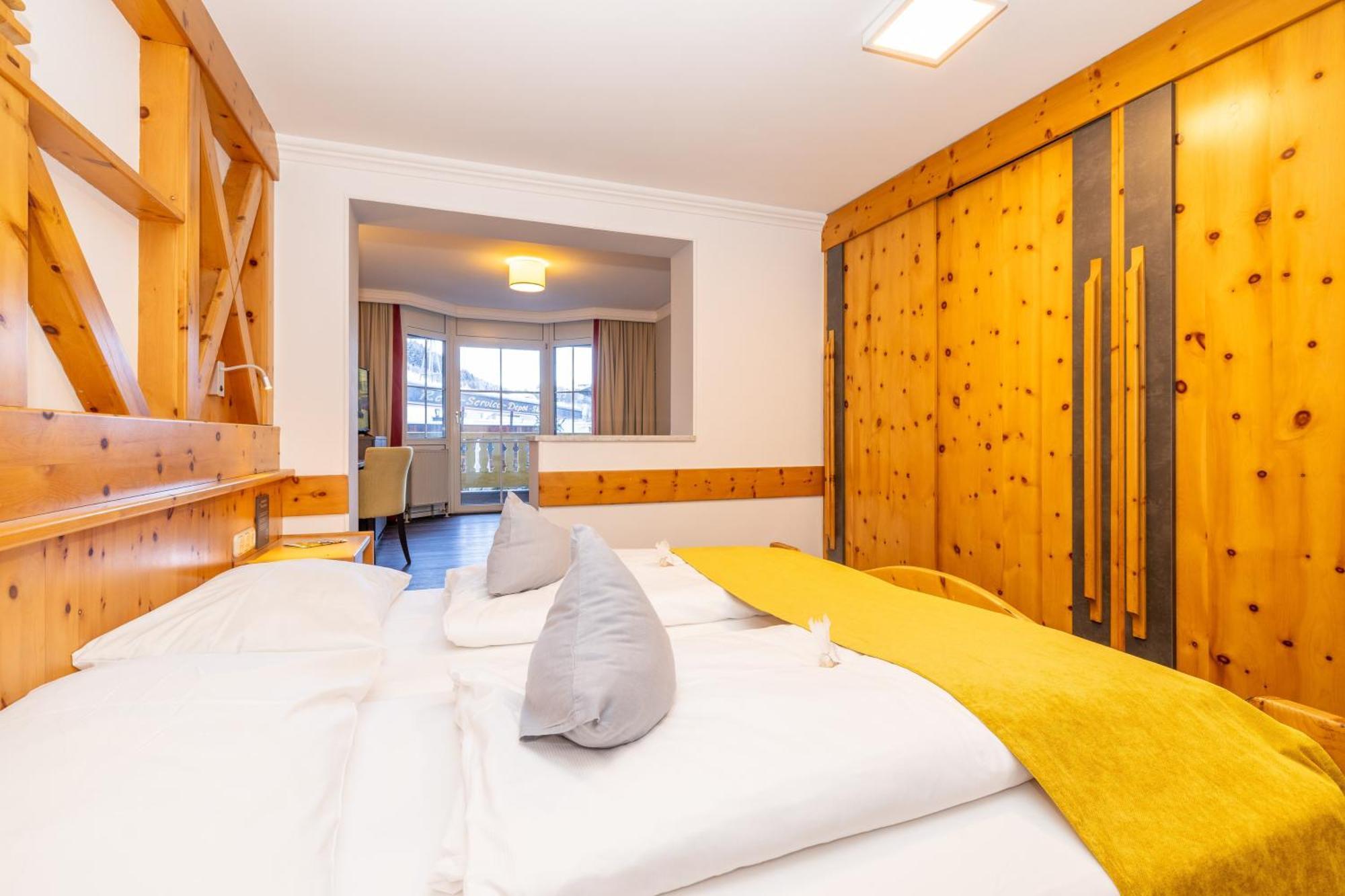 Jufa Alpenhotel Saalbach Extérieur photo
