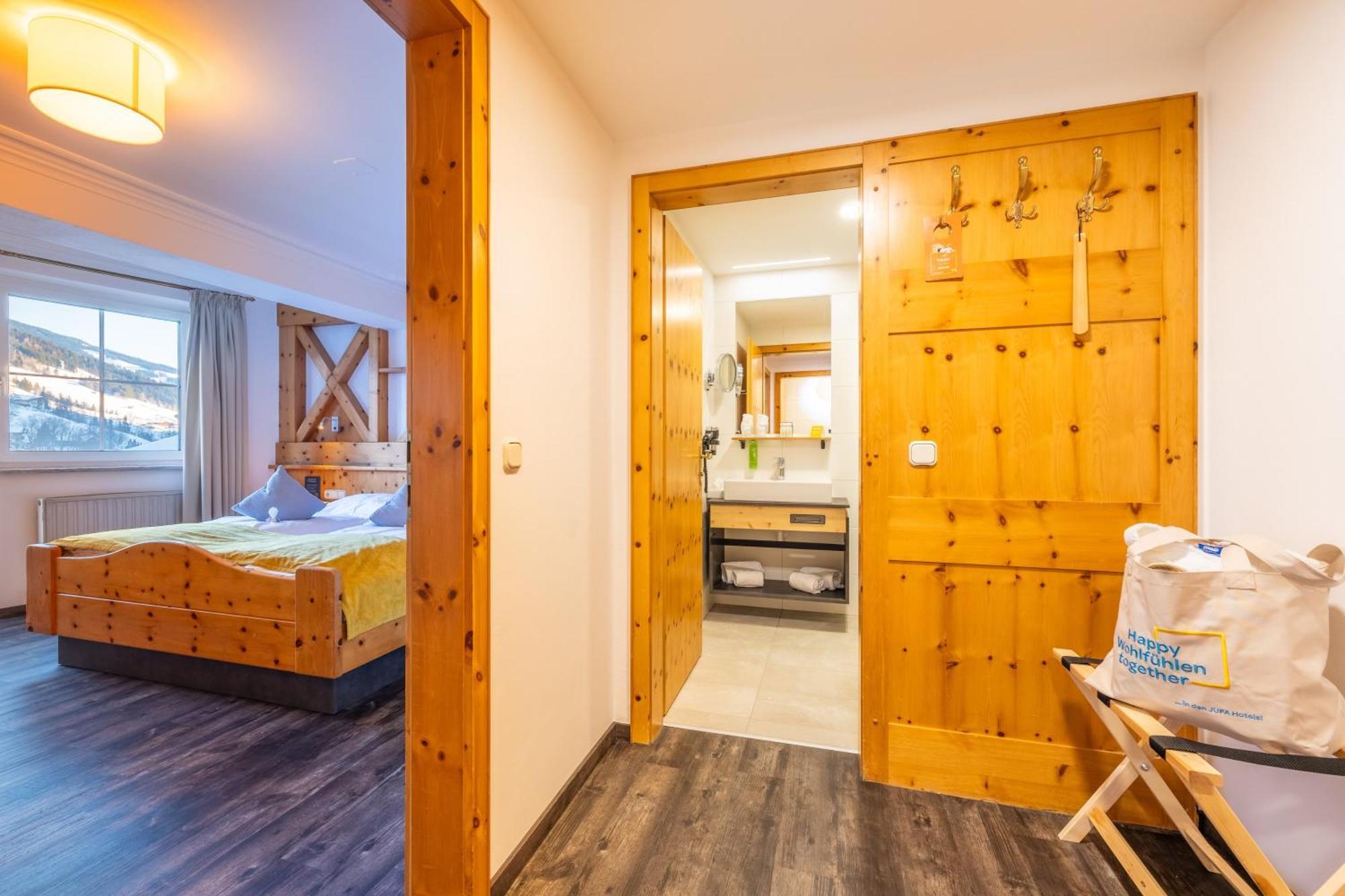 Jufa Alpenhotel Saalbach Extérieur photo